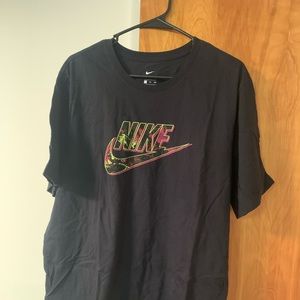 Nike T. Shirt